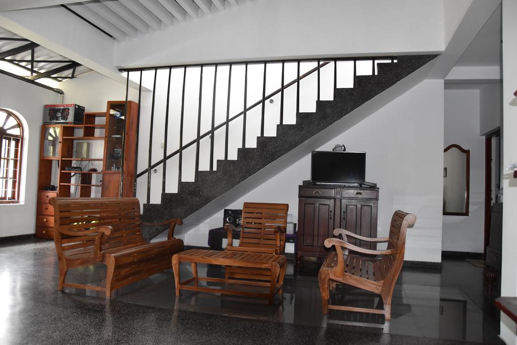 Sethra Villa Bentota Exterior photo