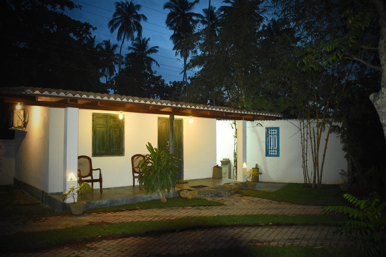 Sethra Villa Bentota Exterior photo