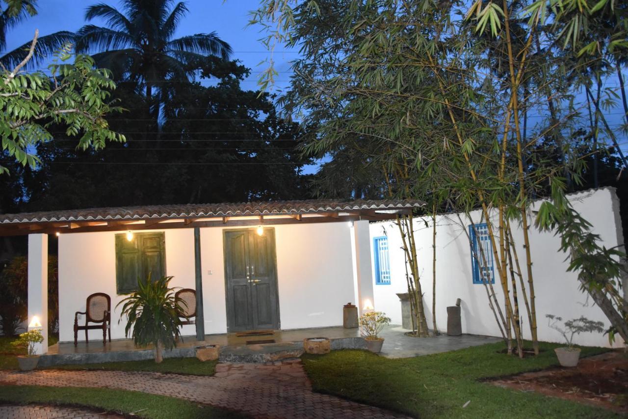 Sethra Villa Bentota Exterior photo